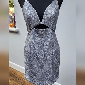 Line & Dot lace mini dress   Size L. Gray